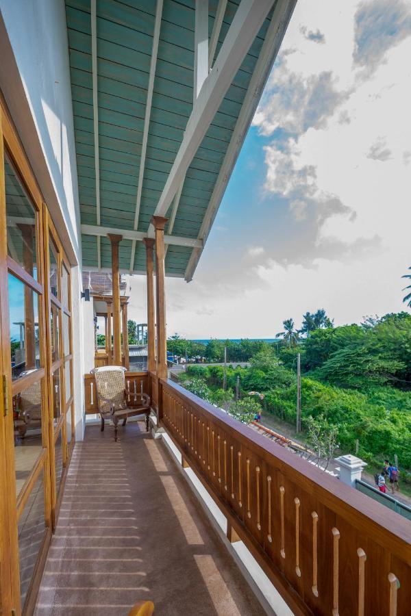 Taavetti By Dbi Hotel Galle Exterior photo